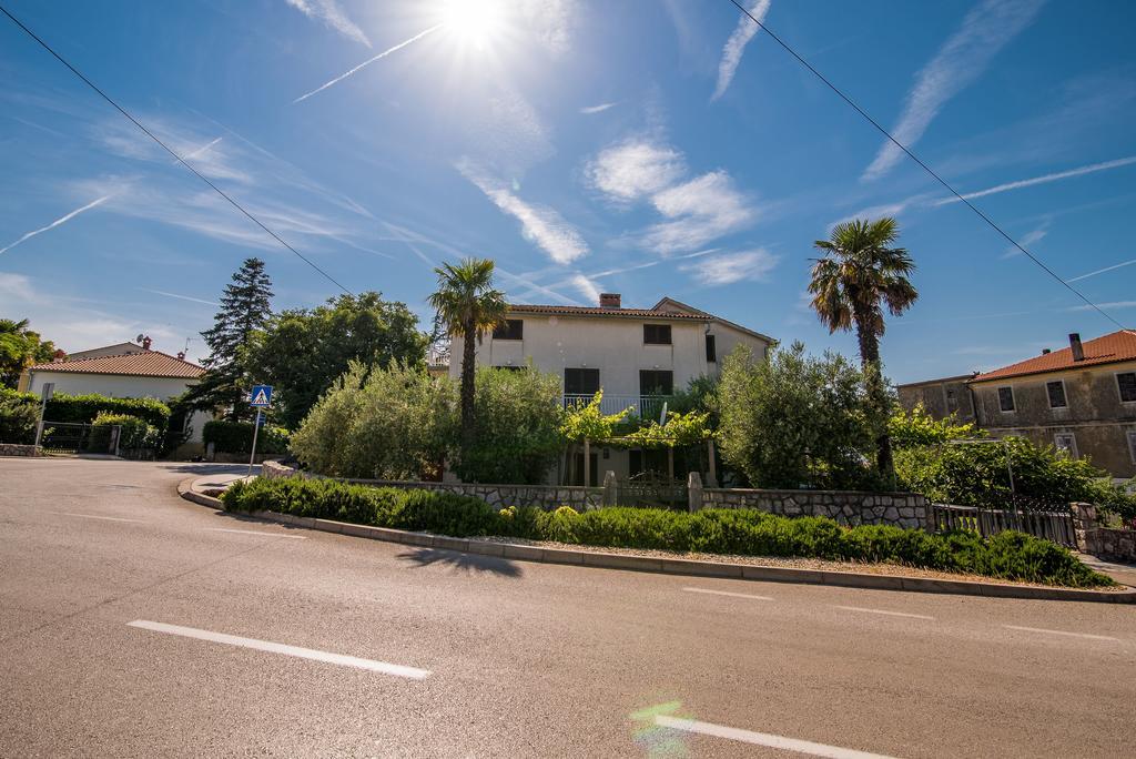 Apartment Ana 1 Malinska Dış mekan fotoğraf